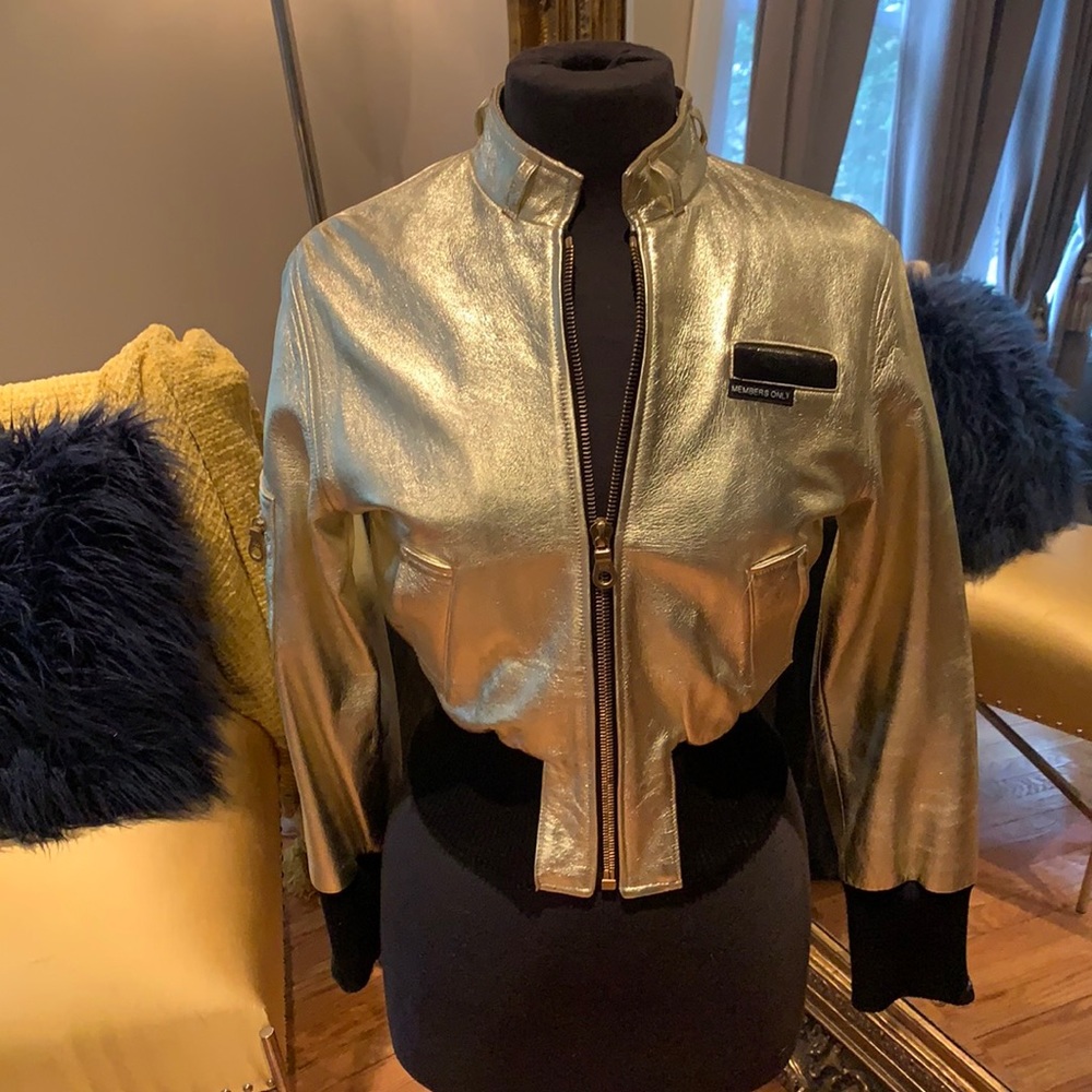 Members only gold leather jacket ❤️